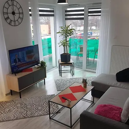 Komfortowy Nowoczesny Apartament Kustronia Z Garazem Balkonem Wanna Bílsko-Bělá Exteriér fotografie