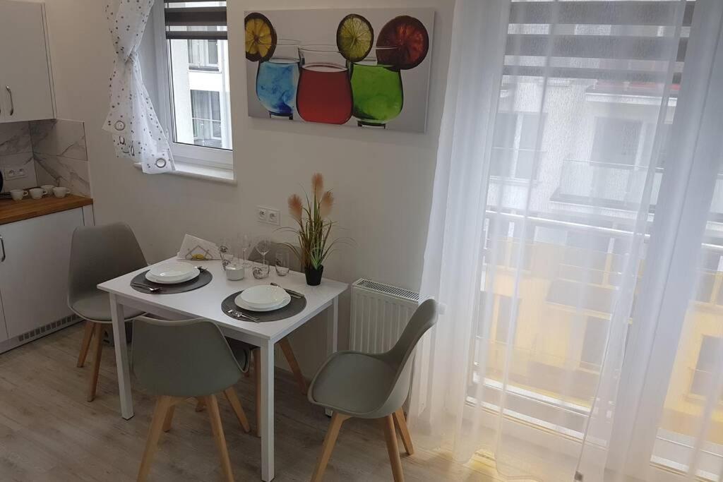 Komfortowy Nowoczesny Kustronia Z Garazem Balkonem Wanna Apartment