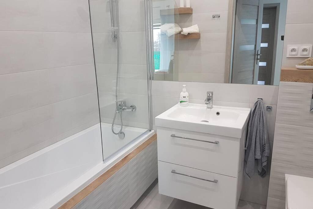 Komfortowy Nowoczesny Kustronia Z Garazem Balkonem Wanna Apartment *